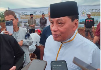 Investasi Pendidikan, Nurdin Halid Bangun Kampus UNH Dan Madrasah Di Gowa