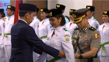 Presiden Jokowi Kukuhkan 76 Anggota Paskibraka Tahun 2024 Di Istana Negara, IKN