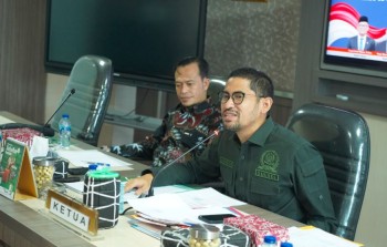 Andi Aan Soroti Mandeknya Ruas Palampang-Munte, Suarakan Nasib UMKM
