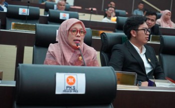 Hanya Utus Asisten, Yeni Rahman Soroti Ketidakhadiran Gubernur Di Rapat Paripurna DPRD Sulsel